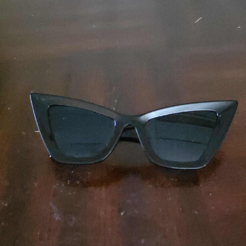 Black Cat-Eye Sunglasses